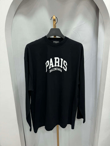 Balenciaga Long Sleeve T-shirt Size 2 152428730