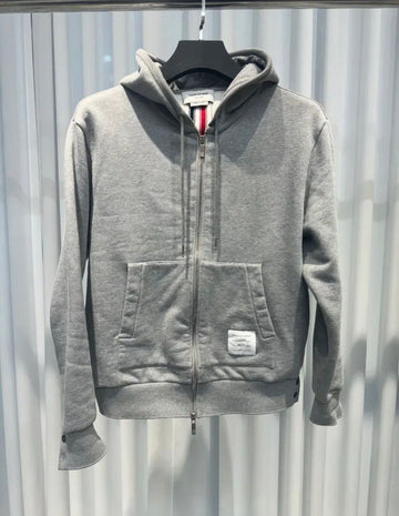 THOM BROWNE Kapuzenshirt mit Dreifachstreifen und Logo 152430174