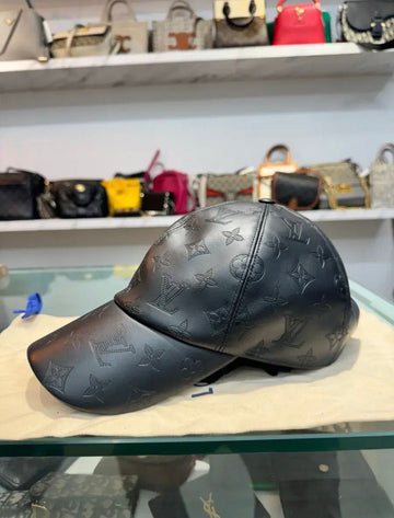 Louis Vuitton Leather Monogram Baseball Cap 58 M76985 152444589