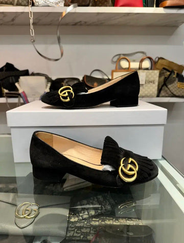 GUCCI (34.5) ブラックスウェードパンプス 152446703
