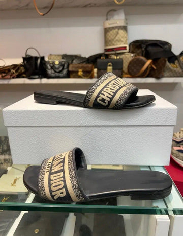 DIOR (W)36 ディウェイ ミュール オブリーク スリッパ 152447973