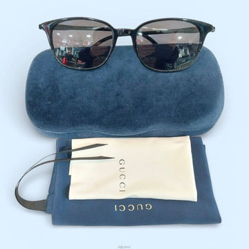 GUCCI Asiatische Passform schwarze Sonnenbrille GG12130A 152780512