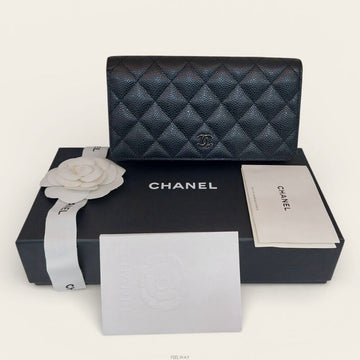CHANEL クラシックキャビアブラック長財布22番 152783311