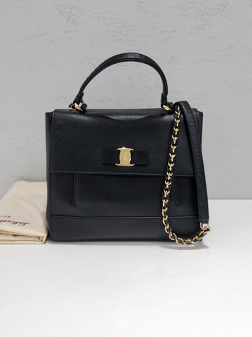 SALVATORE FERRAGAMO カリオックスフォードブラックショルダーバッグ 21F558 152799026