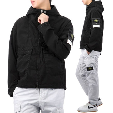 STONE ISLAND ライトコンパクトタッチフードジャケット 152832996