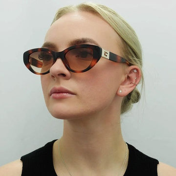 Guess GU7849 Sunglasses 53F Brown Oval Horn Frame Fashion 76560842