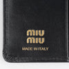 MIU MIU Lederkartenetui mit Metallanhänger 152927322 [P]