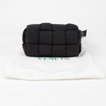 BOTTEGA VENETA パディッドテックカセットベルトクロスバッグ 152927270