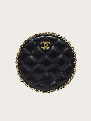 CHANEL ブラックラムスキンゴールドチェーンラウンドクロスバッグ 153096993