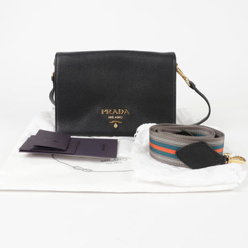 PRADA メタルロゴショルダー クロスバッグ 152831101