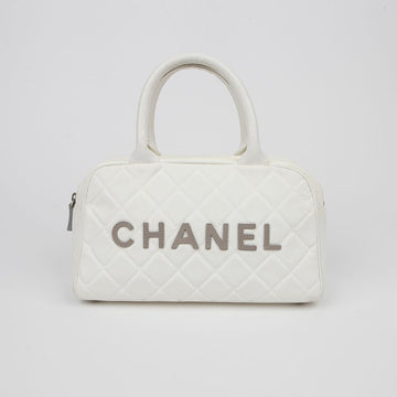 CHANEL Logo Tote Bag 152820331