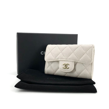 CHANEL クラシックキャビア金具フラップカードケース (内蔵チップ) 153366867