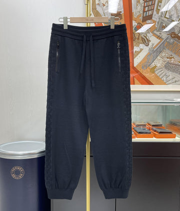 LOUIS VUITTON ニットトラックパンツ ブラック 1A99UO 153468469