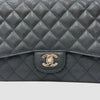 CHANEL クラシックカビアラージブラックシルバーハードウェアモデル13番台 153600254 [P]