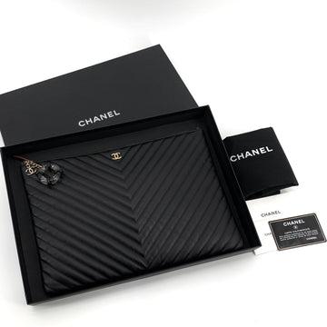 CHANEL Lambskin Chevron Clutch Champagne Gold Large 153689166
