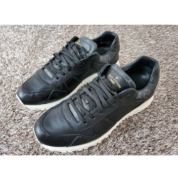 Louis Vuitton Runaway Sneakers Black 8.5 153742327