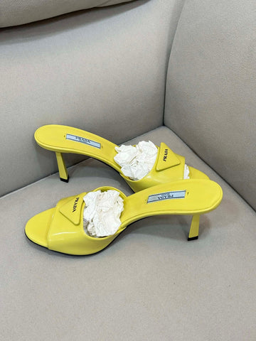 PRADA ブラッシュドポンプスシューズ 153746524
