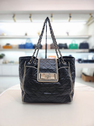 CHANEL ショルダーバッグ イーストウエスト アコーディオンバッグ A46046 153747608