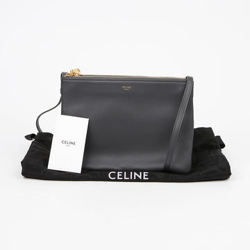 CELINE トリオラージショルダークロスバッグ 153496820