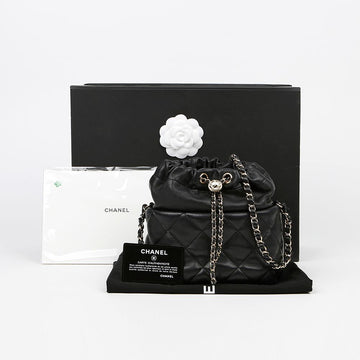 CHANEL ドローストリングバケットショルダークロスバッグ 153742371