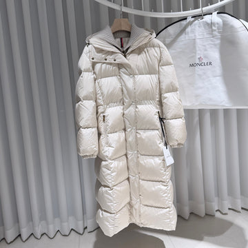 MONCLER シャーマー ロングダウンジャケット オフホワイト 26年モデル 153975513