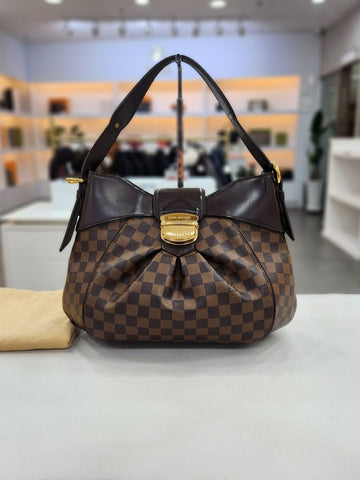 Louis Vuitton Siracusa PM Shoulder Bag 153988165