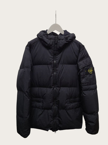 Stone Island Black Patch Crinkle Reps Hooded Padded Jumper 154070733