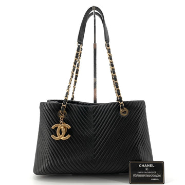 CHANEL Chevron Charm Decor Chain Shoulder Bag 154070930