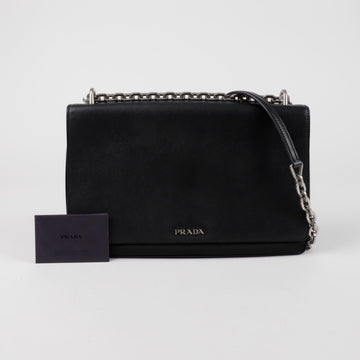 PRADA メタルロゴチェーンショルダークロスバッグ 154049799