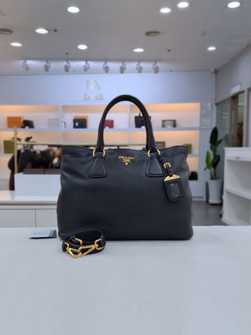 Prada Vitello Daino Shoulder Bag 1BA794 154222048