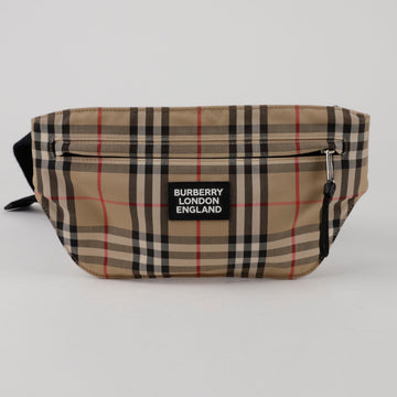 BURBERRY 8027159 アプリケ ヴィンテージ チェック ベルトバッグ 154129082