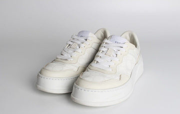 GUCCI GG Embossed Sneakers Weiß 37(240) 154330877