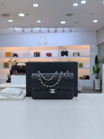 CHANEL クラシックカビア小型ショルダーバッグ内蔵チップ展示品級 A01113 154402529