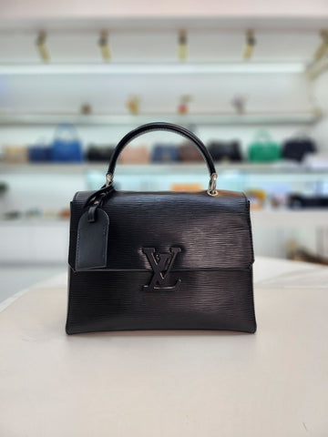 LOUIS VUITTON エピレザー ブラック PMトートバッグ m53695 154431847