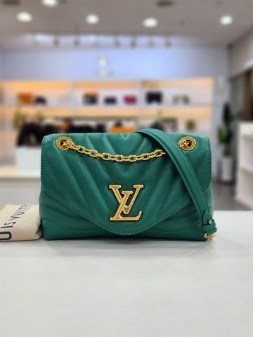 Louis Vuitton New Wave Chain Shoulder Bag M58664 154432504