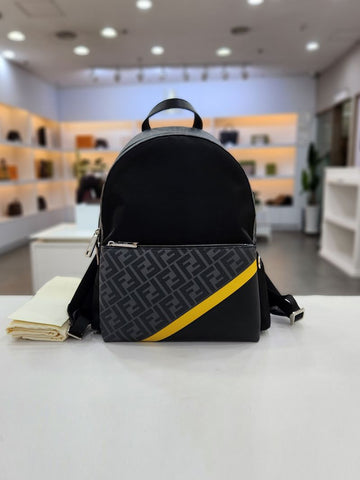 FENDI バックパック 7VZ042A9 154432525