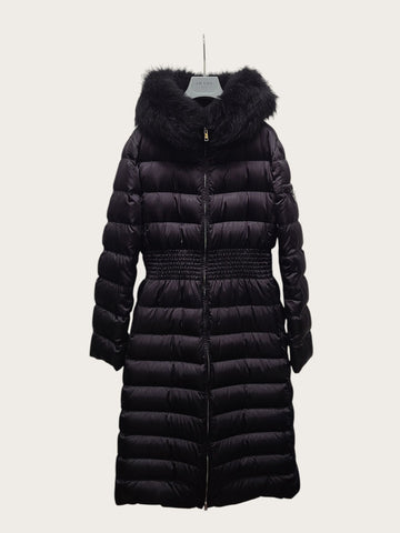 PRADA Schwarzer Hoodie mit Gurt und Daunen-Mantel 154491634