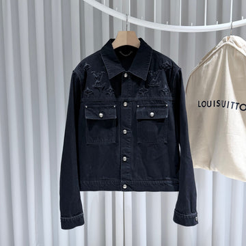 LOUIS VUITTON Monogram Destroyed Denim Trucker Jacket 154508710