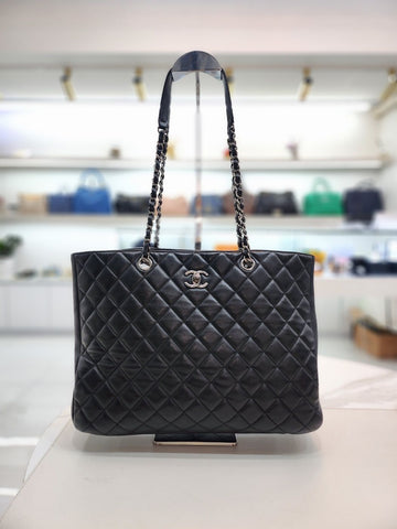 CHANEL Timeless Coco Logo Lambskin Silver Chain Shopper Shoulder Bag 23 Series A91046 154524407