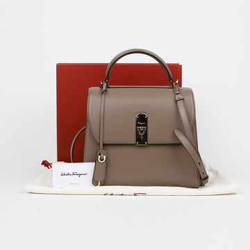 SALVATORE FERRAGAMO 21 H758 バシーズ ラージ トート ショルダーバッグ 154067699