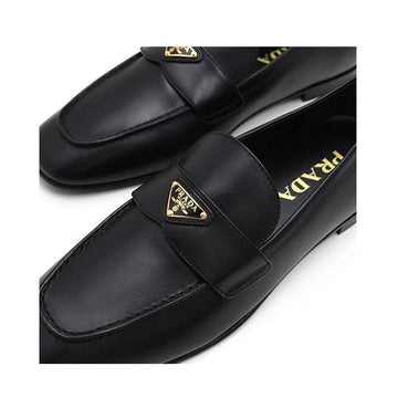 PRADA ウィメンズローファー 150927666