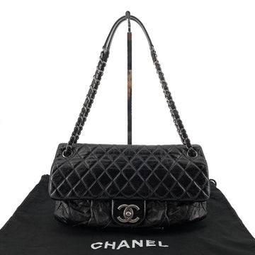 CHANEL ラムスキン ヴィンテージ シルバーロゴ シーズン フラップ ショルダーバッグ 154660849
