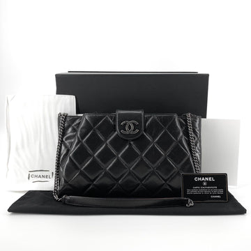 CHANEL Quilted Vintage Silver Crossbody Bag 154661003