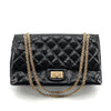 CHANEL 2.55 パテント ラージ マキシ ショルダーバッグ 154684834 [P]