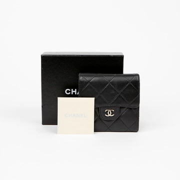 CHANEL Classic Bi-Fold Wallet A31507 154427640