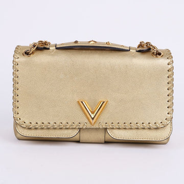 LOUIS VUITTON Goldene V-förmige Ketten-Schultertasche 154770684
