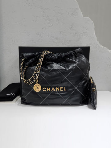 CHANEL Medium Gold Chain Shoulder Bag with Internal Chip AS3261 154954985