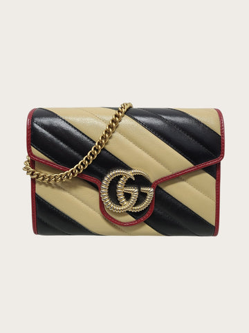 GUCCI GGマモント マトラッセ マルチカラー チェーン ショルダーバッグ 53983012