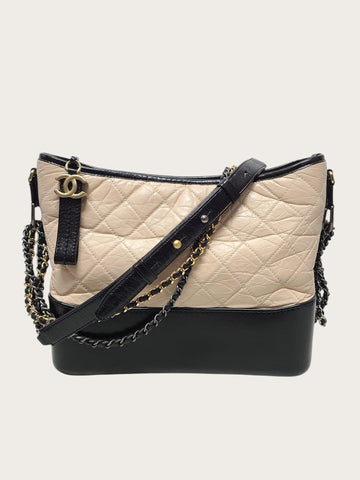 CHANEL ベージュ ガブリエル ホーボーバッグ ミディアム 25番 147400446