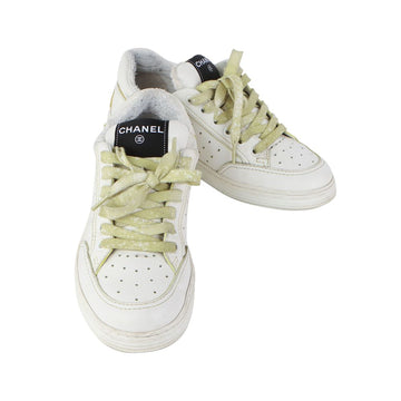 CHANEL ホワイトカーフスキンスニーカー 37 155102201